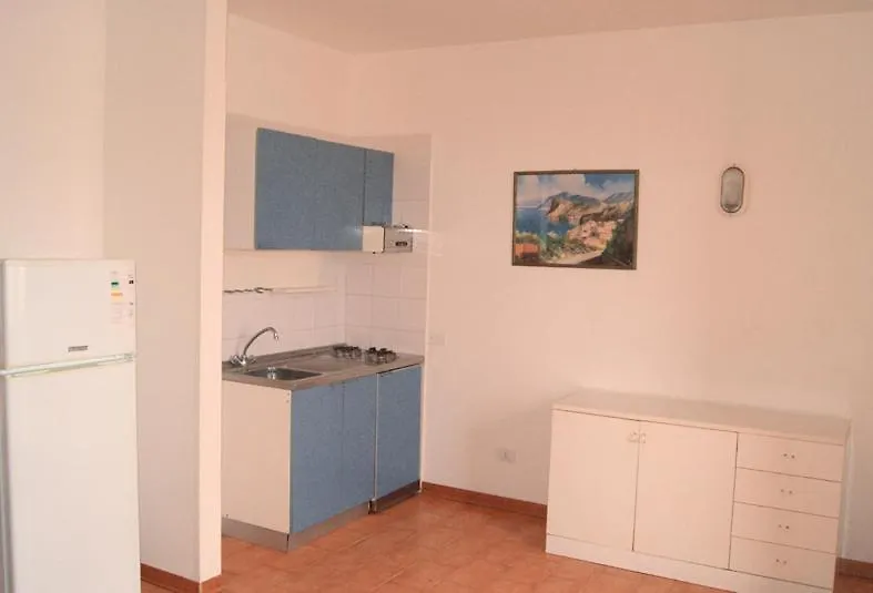Residence Il Poggio 斯廷蒂诺 公寓式酒店